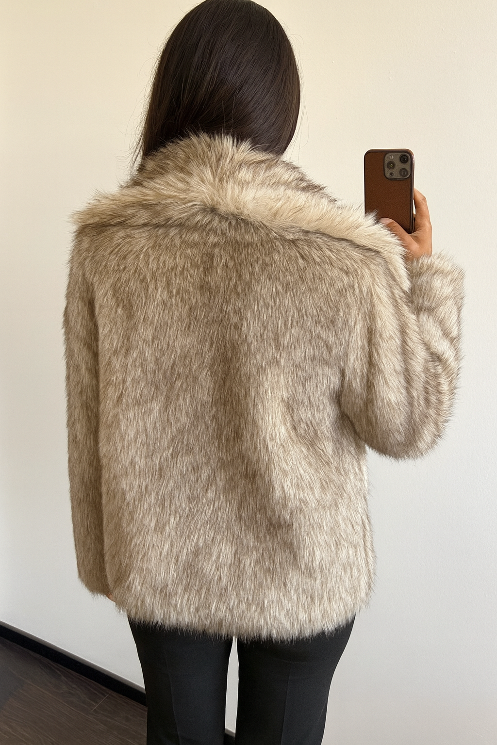 Veste Isaure